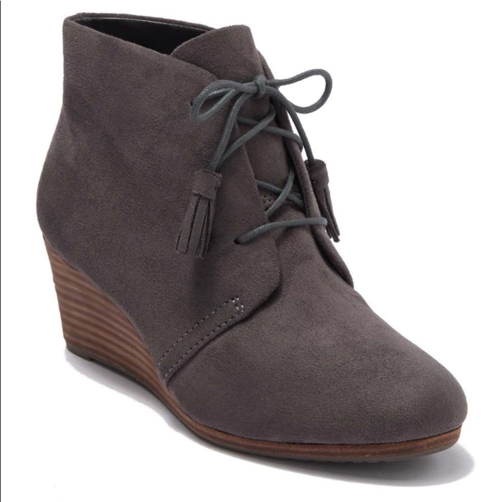 Dr. Scholl’s ( Dakota wedge bootie ) dark gray